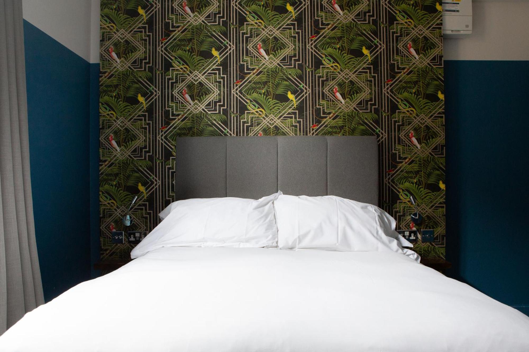 The Crown Rooms Londen Buitenkant foto